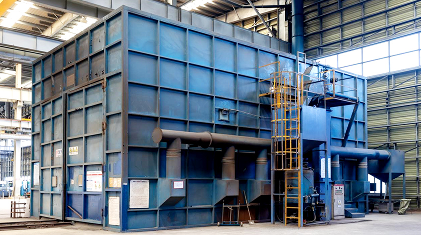 Oficina fechada de jateamento com sistema de ventilação avançado. Proteção ambiental, profissionalismo e alta qualidade.